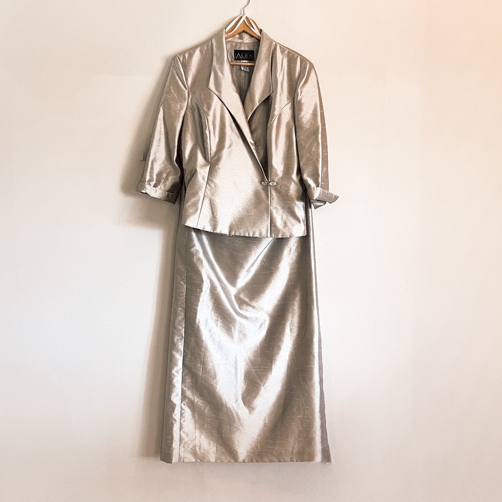 Alex Evenings 2 Piece Champagne Sparkle Maxi Length Skirt & Jacket Size 16